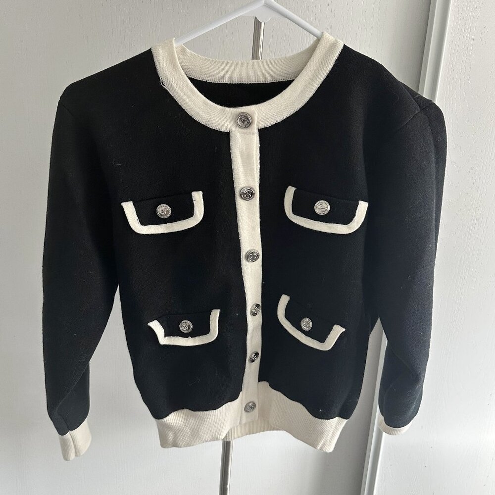 sandro sweater  contrast trim snap button cardigan EU size 1